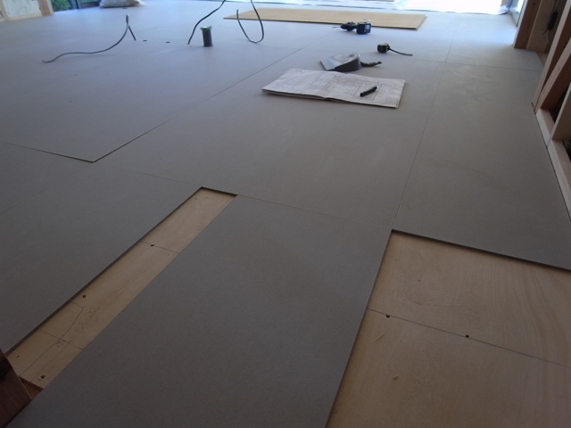 セメント板の床 Tentline